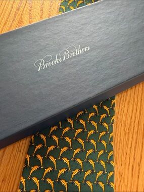 Brooks Brothers Green Tie with Yellow Dolphin Motif